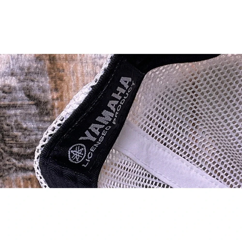 Yamah Graffiti SnapBack Trucker Hat Unisex